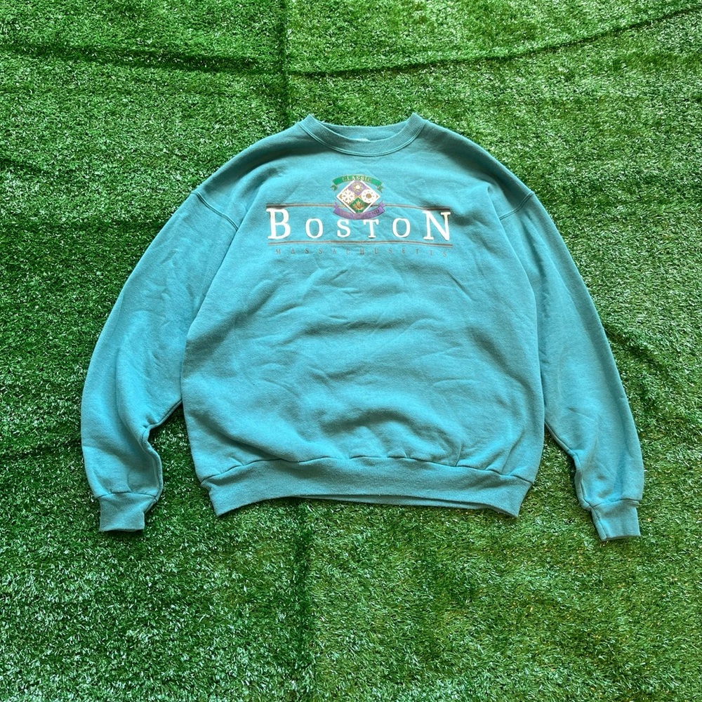 Vintage Streetwear Faded Boston Massachusetts Sweatshirt USA Size XL